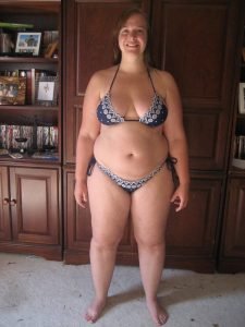 Real Amateur Wives Flashing in Micro Bikini